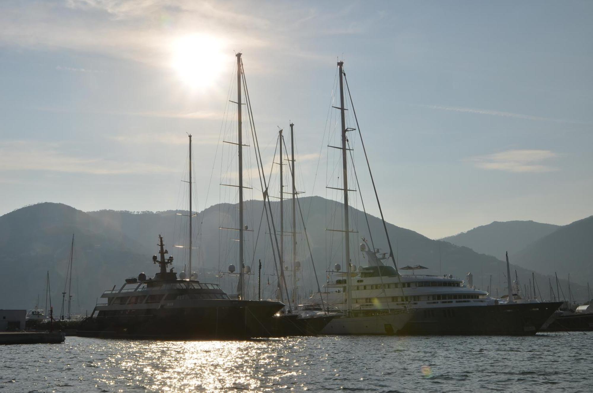 Chalet Camping River Italie Met 2 Slaapkamers Ameglia Eksteriør billede